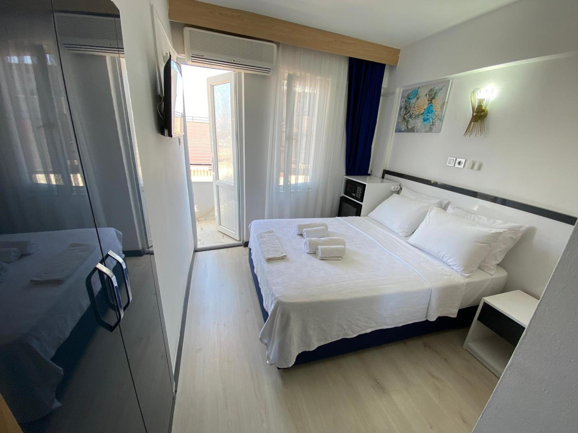 Acer Guenes Otel 迪迪姆 外观 照片